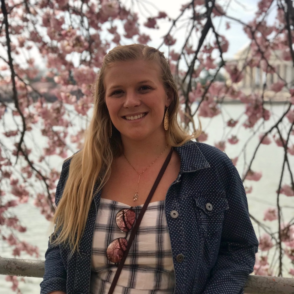 Meet your Posher, Hannah